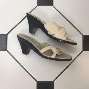 Aerosoles Ecru Strapless Peek Wedge